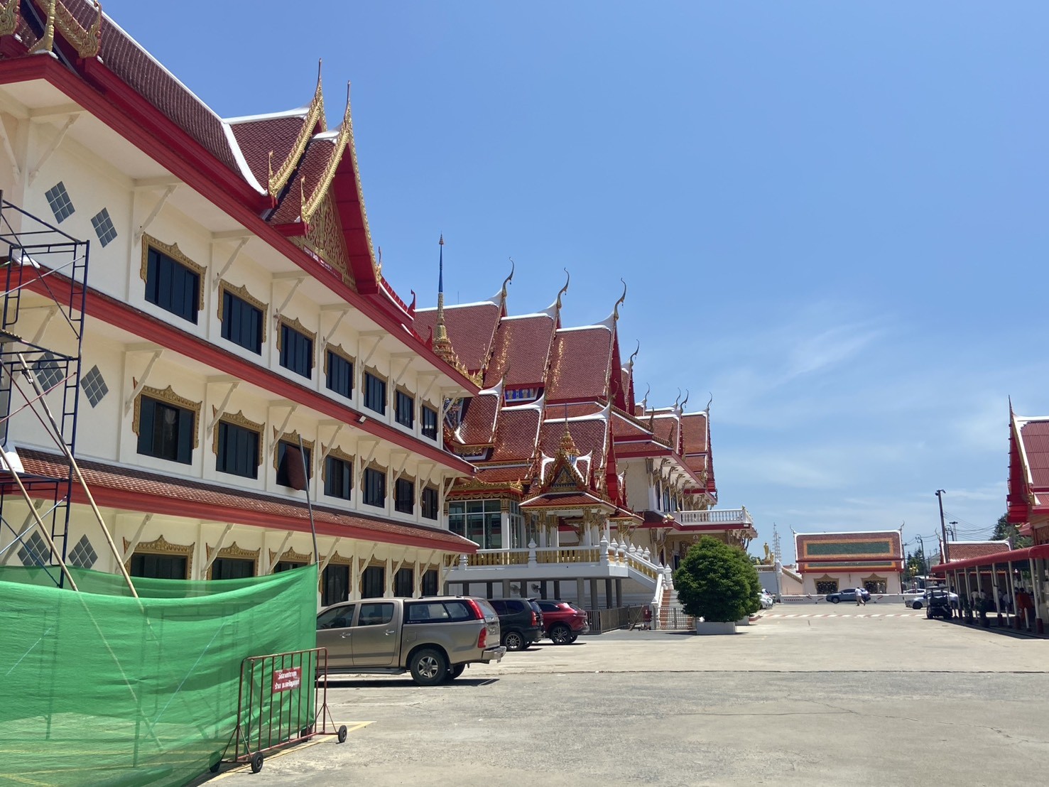 อาคารศาลาการเปรียญวัดลาดปลาดุก นนทบุรี
